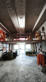 Soppalco 23mq scaffale mensola 4mt x 5,8mt circa 