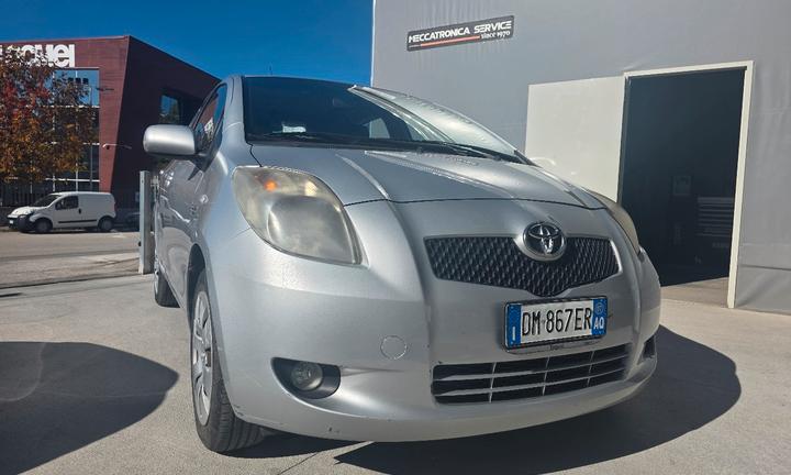 Toyota Yaris 1.4 D-4d Automatica