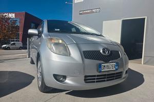 Toyota Yaris 1.4 D-4d Automatica