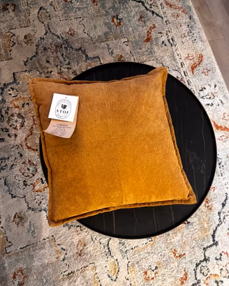 Cuscino 45x45 nuovo 10 euro