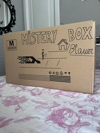 Mistery box.