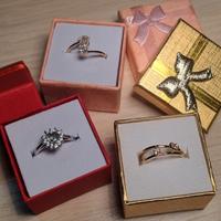 Anelli brillantinati iniziale lettera S 