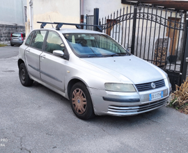 Fiat Stilo con gancio traino