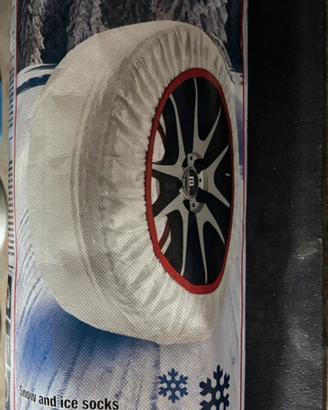 Calze per auto da neve