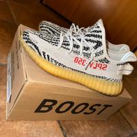 Yeezy Boost 350 V2 Zebra