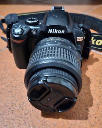 Fotocamera Reflex Nikon d60 + Nikkor 18-55mm