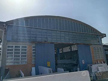 Immobile di 1212 m² a Rimini