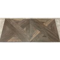 Piastrella in gres effetto legno 60x60