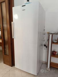 Congelatore verticale Whirlpool 6 senso
