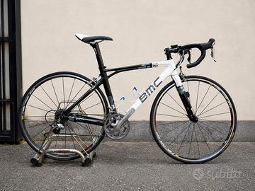 Bicicletta da strada BMC modello Pure Pro 01