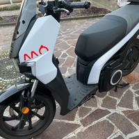 Scooter seat mo 125 100% elettrico