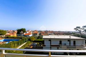 3 LOCALI A CIVITANOVA MARCHE