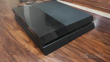 PS4 con CD per Hack