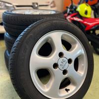 Cerchi in lega Peugeot gommati Kleber