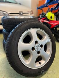 Cerchi in lega Peugeot gommati Kleber