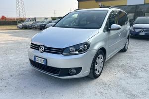 VOLKSWAGEN TOURAN 1.6 TDI 105CV 7 POSTI OK NEOP.