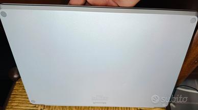 MicrosoSurface 5 – i5, 12ªGen, 8GB RAM, 512GB SSD.
