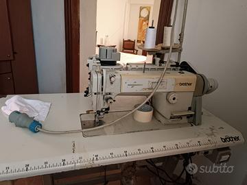 Macchina da cucire industriale