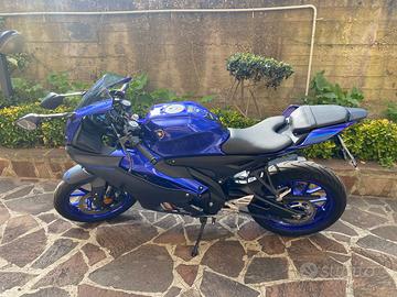 Yamaha yzf r125