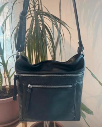 Borsa a tracolla da donna.