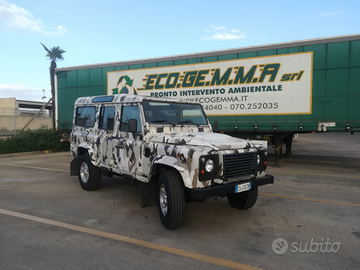 Land rover defender 110 td4