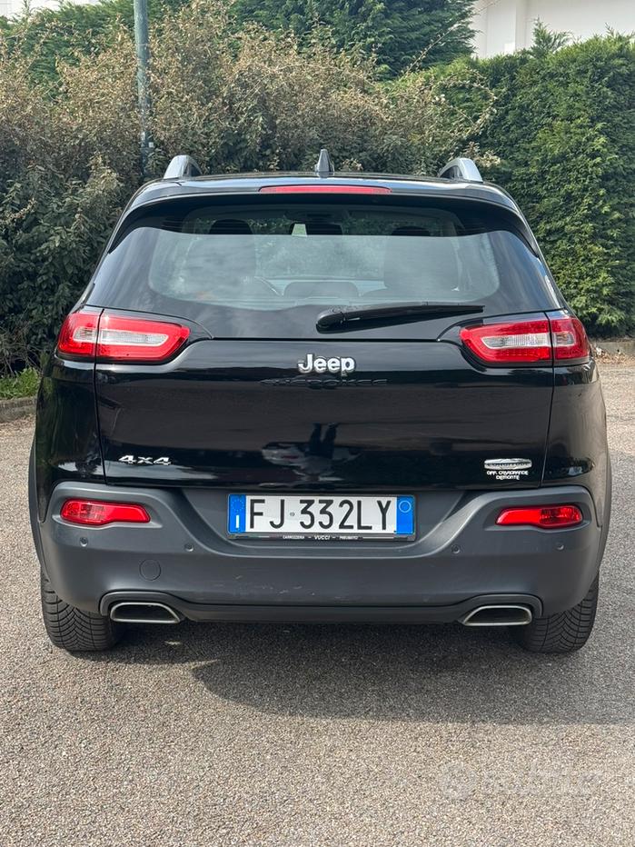 Jeep Cherokee 4ªs. 14-18