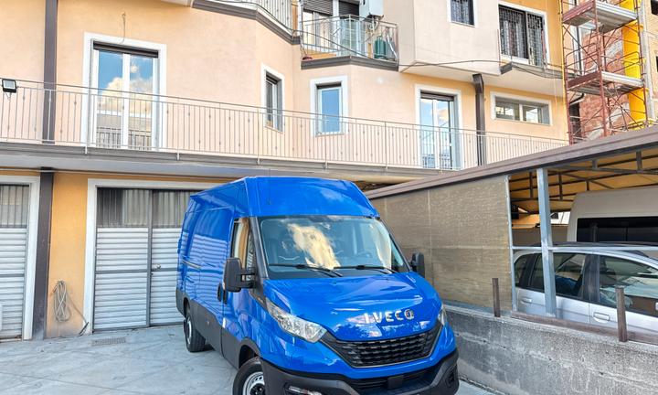 Iveco Daily 35S14 2.3 140Cv SPONDA CARICATRICE L3 