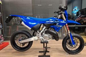 Yamaha YZ 125 LC supermotard 2026