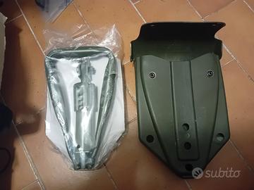 Pala militare entrenching tool
