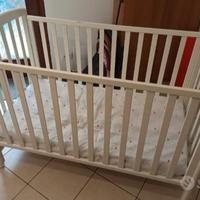 Lettino bimbi con materassino 