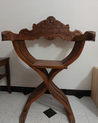 Sedia Savonarola in legno massello