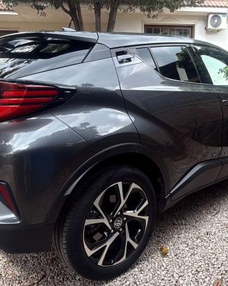 Toyota C-HR 1.8 Hybrid Trend (2021) - 60.100 km