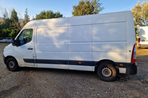 Renault master