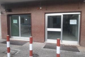 Locale commerciale magazzino/negozio Bagnara Cal