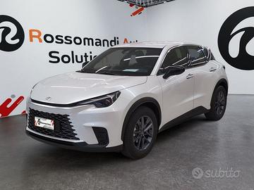 Lexus LBX Hybrid Class