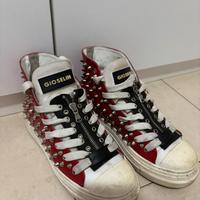 Sneakers alte rosso con borchie