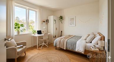 Stanza singola luminosa / ad treno Acilia