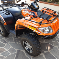 Quad Arctic cat 1000
