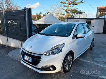 Peugeot 208 Allure
