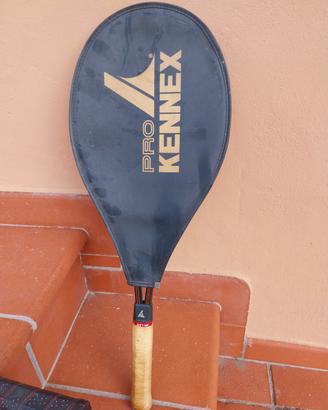 racchetta da tennis 