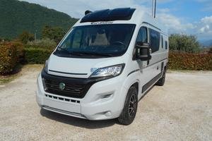 Font Vendome Horizon 305 Elegance van 4 posti 5,99