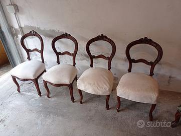 Sedie in legno con seduta in stoffa