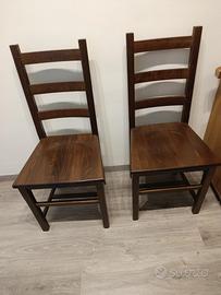 4 sedie in castagno molto belle 