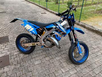 TM 125 SMR
