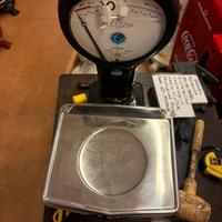 Bilancia suprema restaurata nera