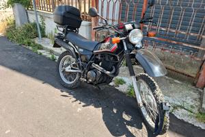 Yamaha XT 550 - 1982