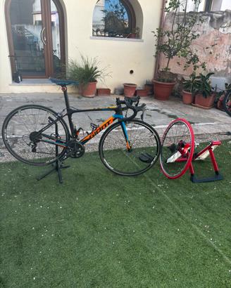 bici fa strada giant  advancent tcr 47