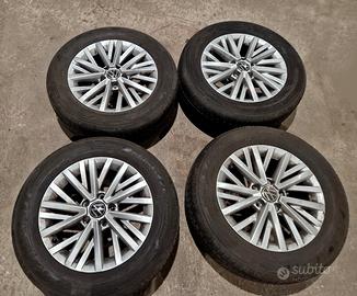 04 CERCHI e Gomme vw t-roc 16 pollici