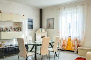 Porzione di casa singola a piano primo, B/045