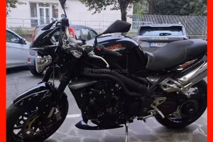 Triumph speed triple 1050 se #permute#finanziabile